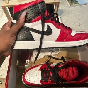 Jordan 1 “Satin Snake”